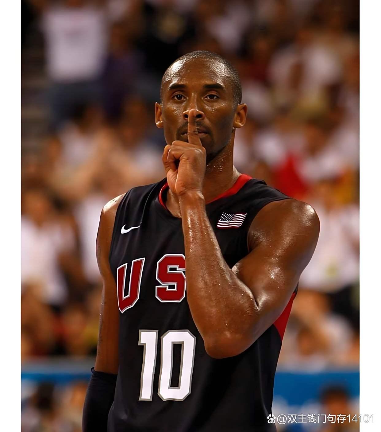 已退役的传奇足球明星