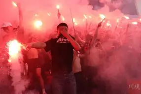 上海海港迎战成都蓉城